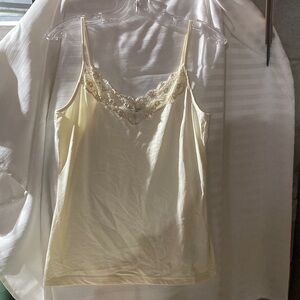 Ladies gently used spaghetti strap top by Reitmans